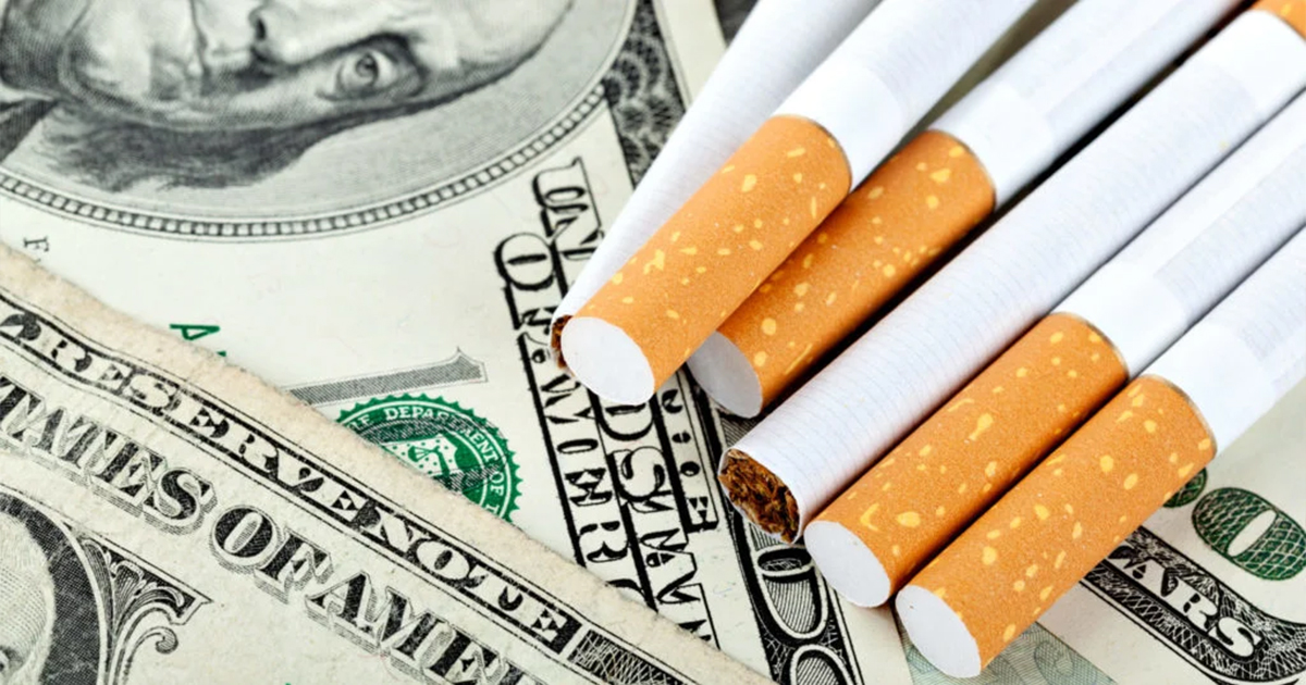 No vaping, No smoking, laws, legislation, e-cigarettes, e-liquides, fines
